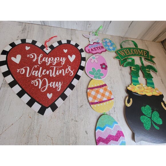 Multi holiday Valentine's Easter St Patrick's Day hanging sign home decor set - Picture 7 of 8